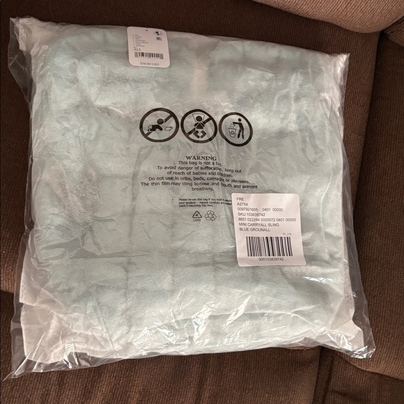 NWT FREE PEOPLE MOVEMENT Quilted Baby Carryall Sling Bag | Sterling MSRP $58 - Picture 7 of 7